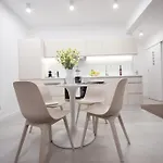 Lenzo Lägenhet *