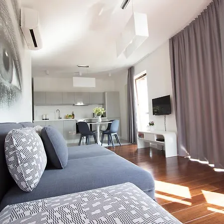Apartment Lenzo *